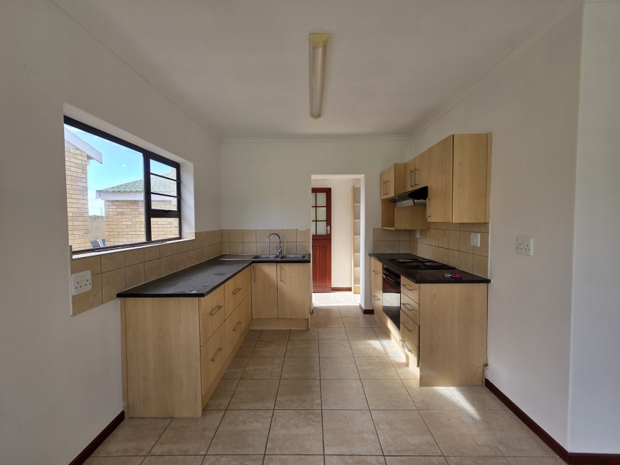 2 Bedroom Property for Sale in C Place Eastern Cape
